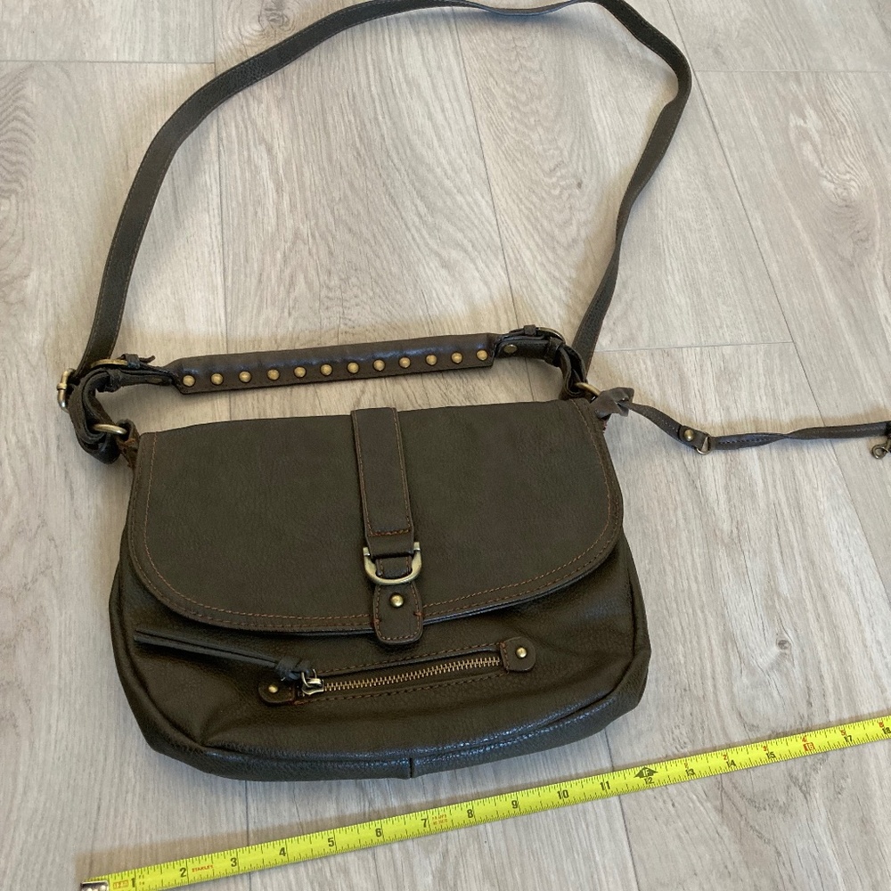 Naturalizer Faux Vegan Leather Purse Many pockets